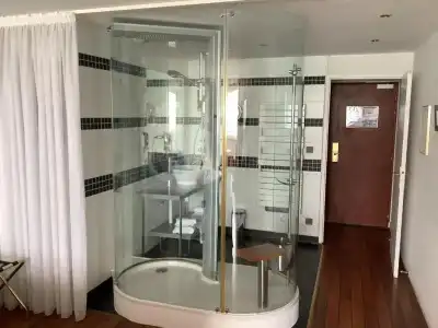 La Petite Rade Hôtel - 98