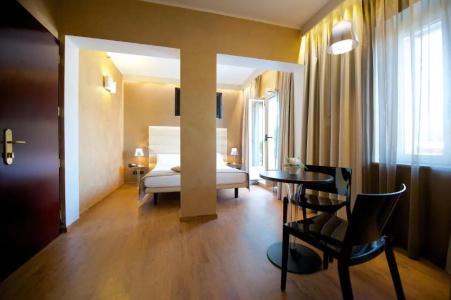 Best Western Luxor - 98