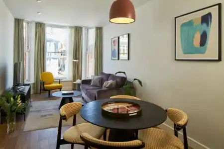 Cheval Harrington Court at South Kensington - 34