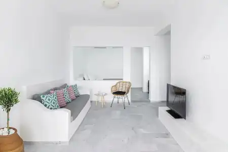 Phaos Santorini Suites - 13