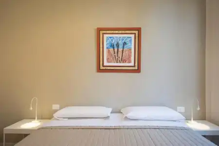 Regis Condo - 107