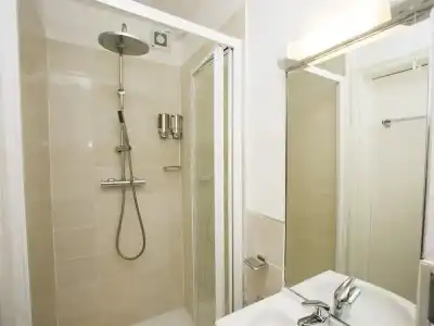 Primrose Guest House - 52