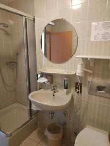 Waldblick BSR Restaurant - 199