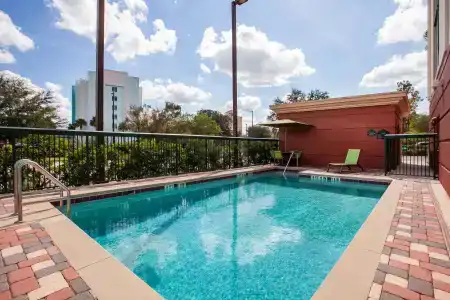 Wingate by Wyndham - Orlando International Airport - 11
