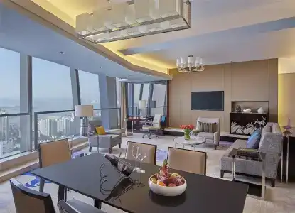 Hilton - 135