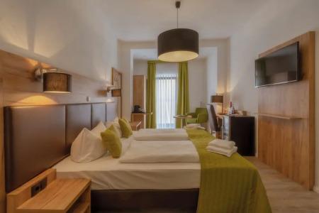 Weindes Riesling Zum Grünen Kranz - 93