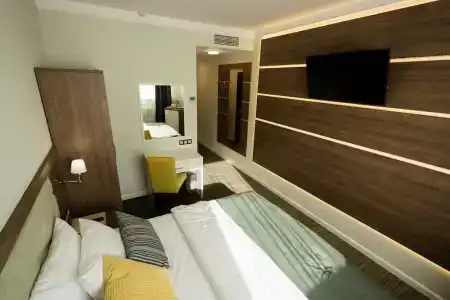 Luch Sports and complex - 82