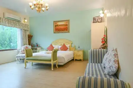 Swiss Valley Hip Resort - 132