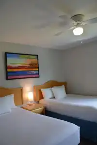 2400 Motel - 75