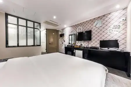 Cullinan Jongno - 30