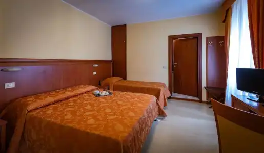 Moderno - 19