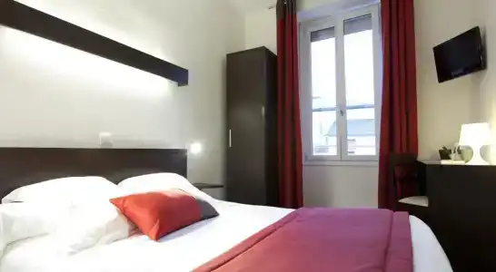 Hôtel Chateaubriand - 45