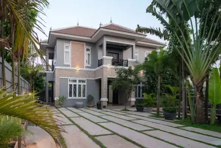 Home Boutique - 0