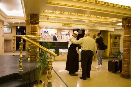 Zayed & Restaurant - 21