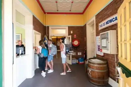YHA Newcastle Beach - 10