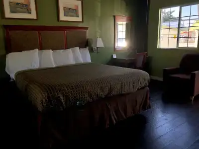 Encore Motel - 20