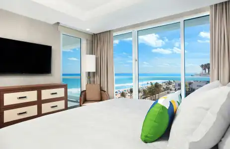 Conrad Fort Lauderdale Beach - 3