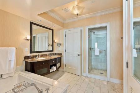 Beach Village at the Del, Lxrs & Resorts - 8