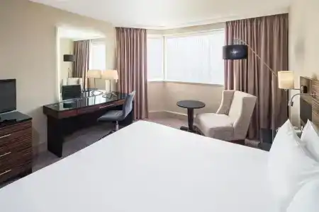 Crowne Plaza Glasgow by IHG - 70