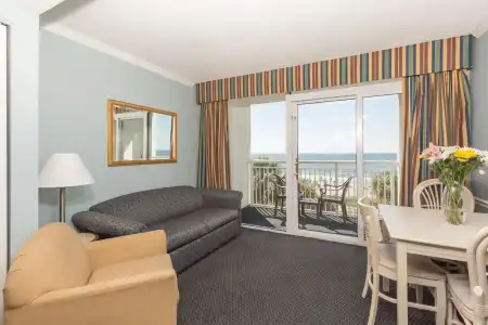 Camelot By the Sea - 6