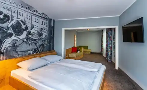 tinyTwice Bonn - 125