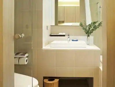 Balcony Seaside Sriracha & Serviced Apartments (SHA Extra Plus) - 292