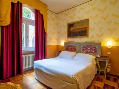 Rosetta Perugia Tapestry Collection by Hilton - 40