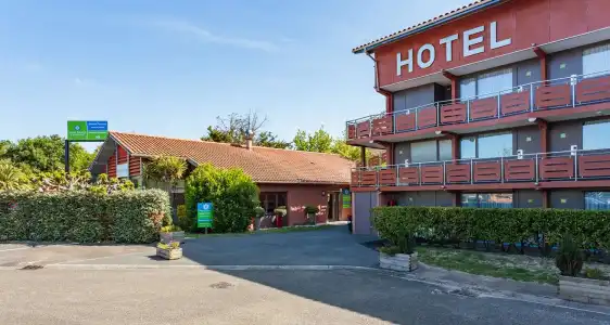 Sure by Best Western Biarritz Aeroport - 29
