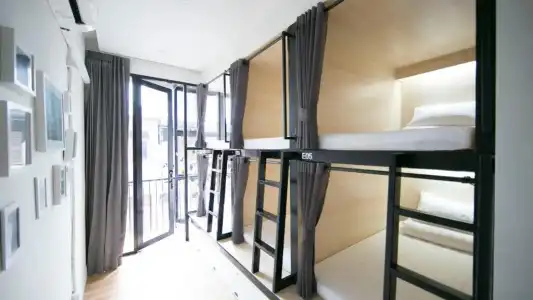 Lamurr Sukhumvit41 (Hostel) - 58