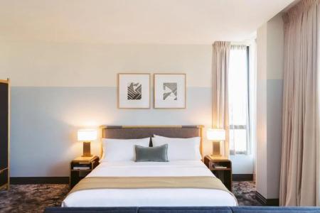 Clayton and Members Club - 76