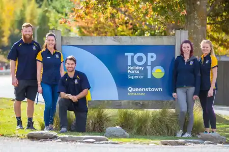 Queenstown TOP 10 Holiday Park - 17