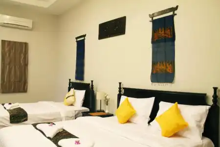 Cozy Boutique - 33
