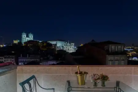 M Maison Particulière Porto - 12
