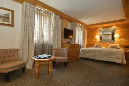 Hôtel Tsanteleina - 38