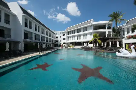 Sawaddi Patong Resort & Spa by Tolani - 34