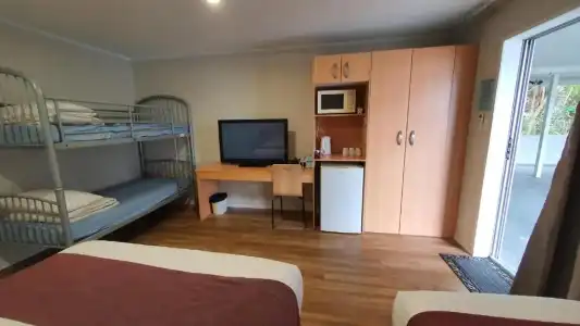 Ocean Inn Motel - 63