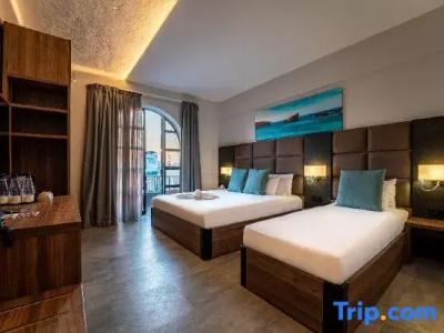 Pebbles Resort - 88