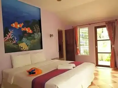 Baan Montra Beach Resort - 27