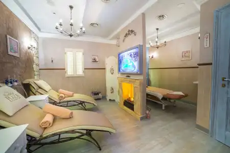 Carlsbad Plaza Medical Spa & Wellness - 15