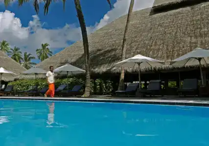 Medhufushi Island Resort - 28