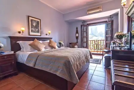 Doupiani House - 90