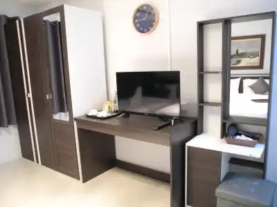 Bann Tawan Hostel Chiang Rai - 2