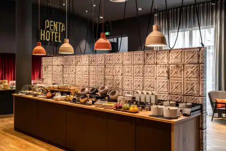 Pentahotel - 10