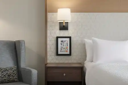 Holiday Inn VICTORIA – ELK LAKE by IHG - 40