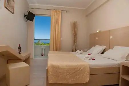 Kalamaki Beach - Zakynthos Island - 2
