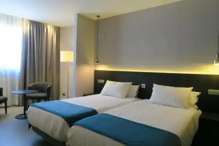 HG City Suites Barcelona - 52