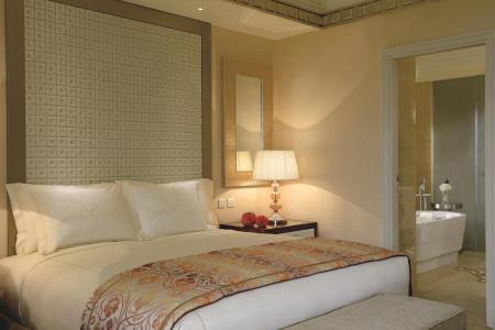 The Ritz-Carlton Abu Dhabi, Grand Canal - 49