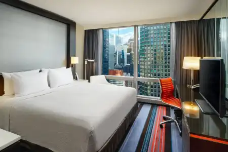 Courtyard by Marriott New York Manhattan / Central Park - 3