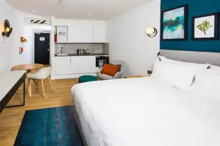 Staybridge Suites Cardiff by IHG - 124
