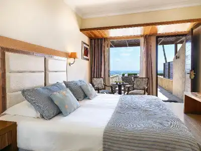 Alexander the Great Beach - 160